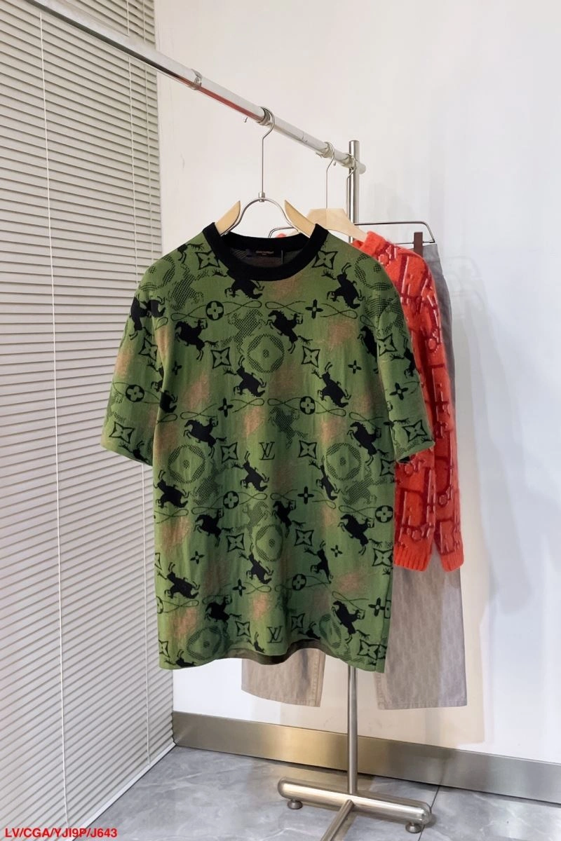 OdorResistant Louis Vuitton Sweaters 138935