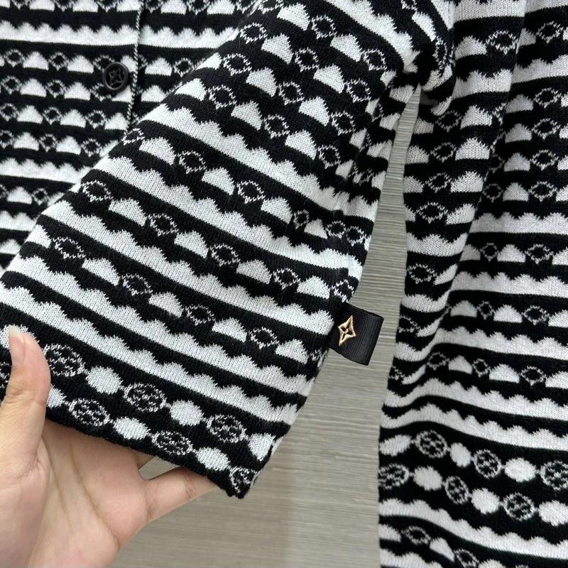 Louis Vuitton Sweaters Unisex 131649