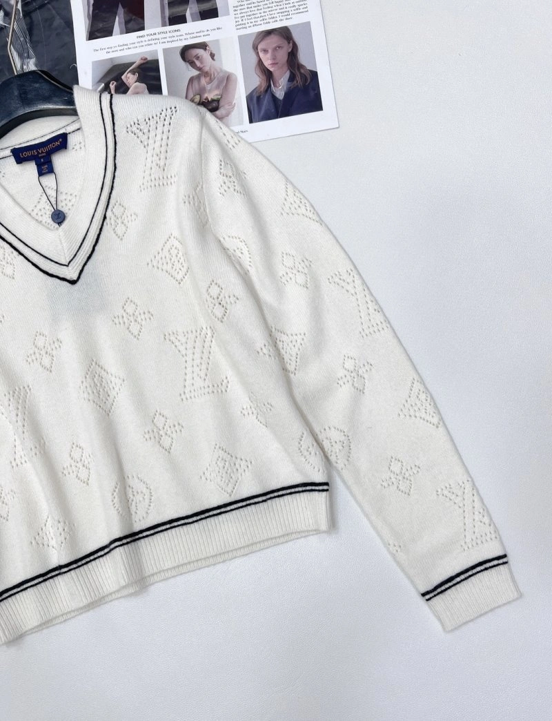 Effortless Louis Vuitton Sweaters 130601
