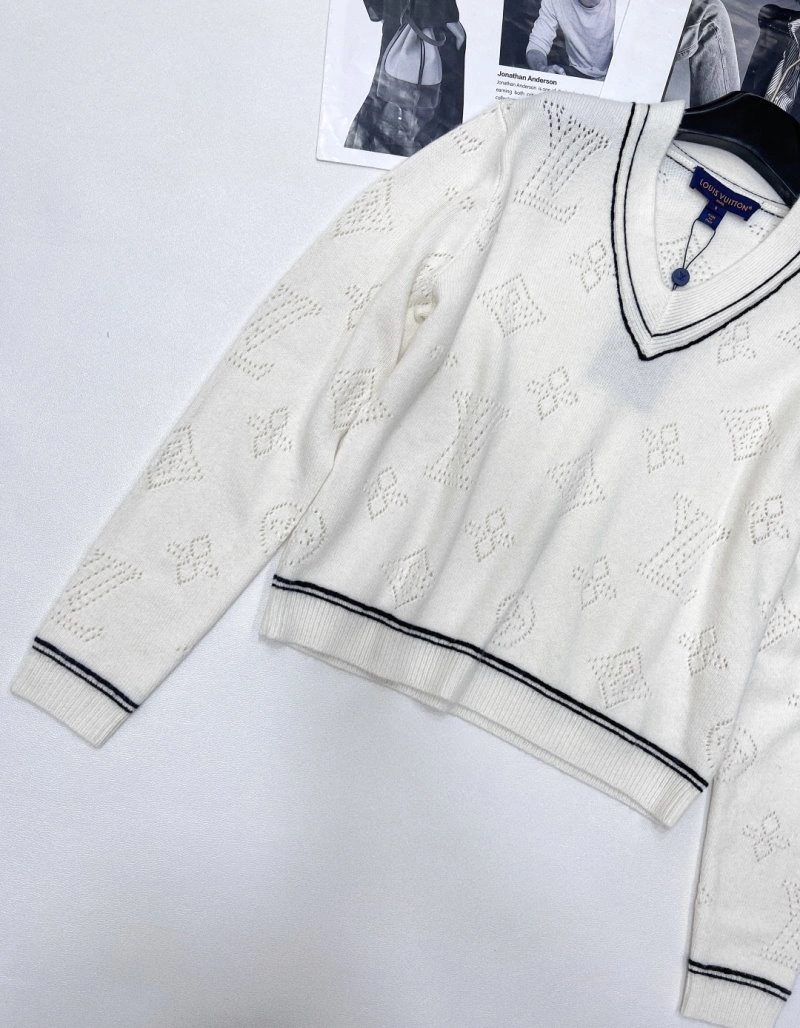 Effortless Louis Vuitton Sweaters 130601