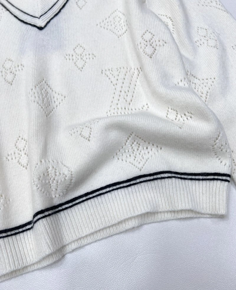 Effortless Louis Vuitton Sweaters 130601