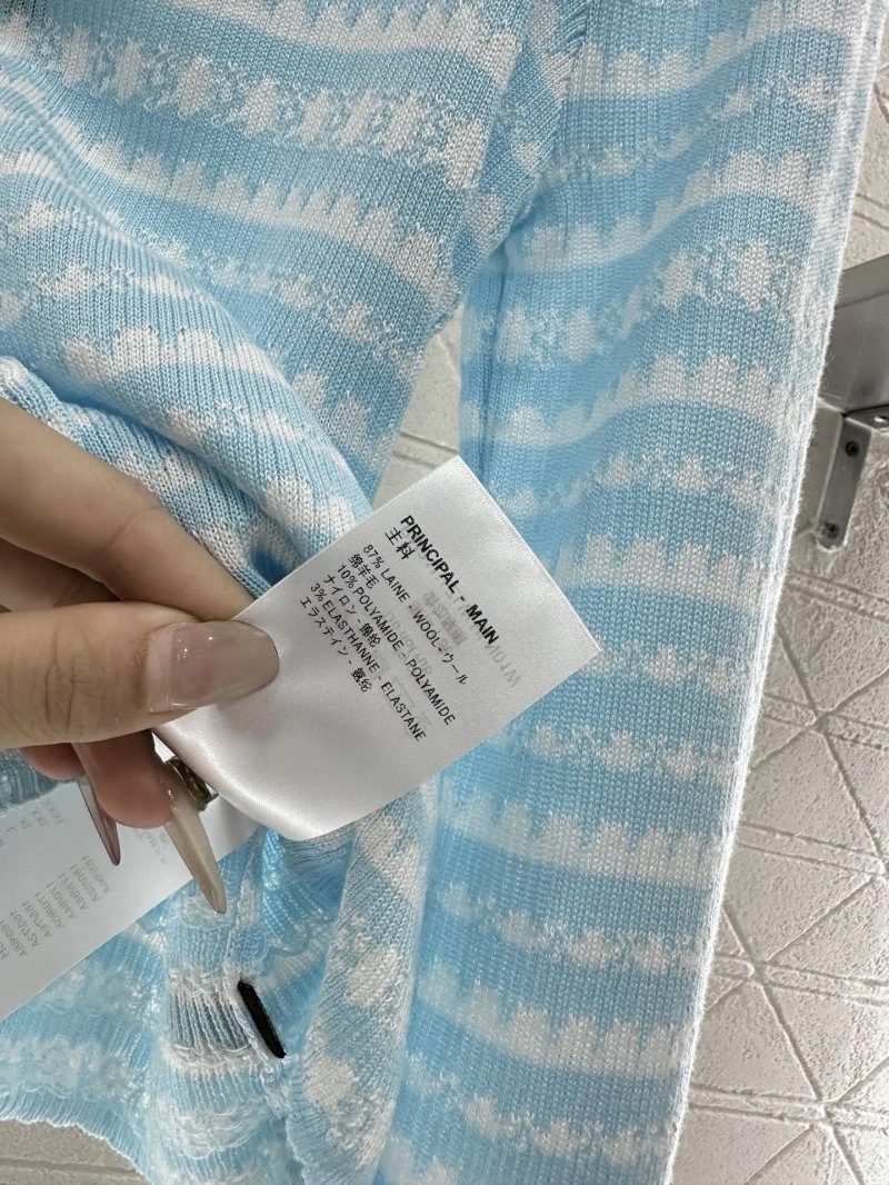 OdorResistant Louis Vuitton Sweaters 131353