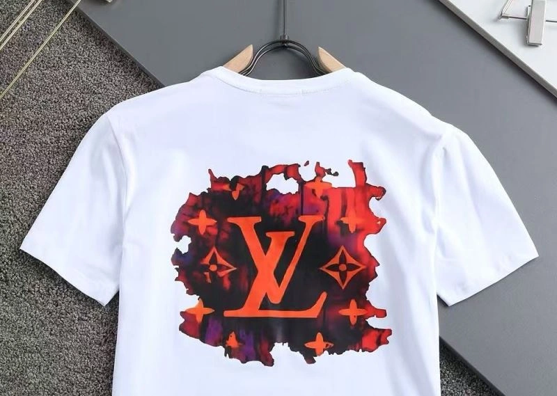 Timeless Louis Vuitton T-Shirts 139233