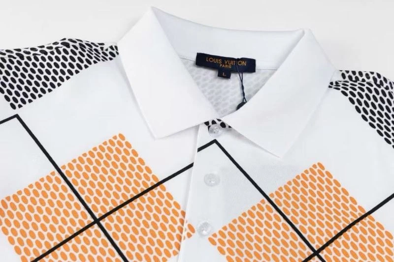 Louis Vuitton T-Shirts Resilient 132187