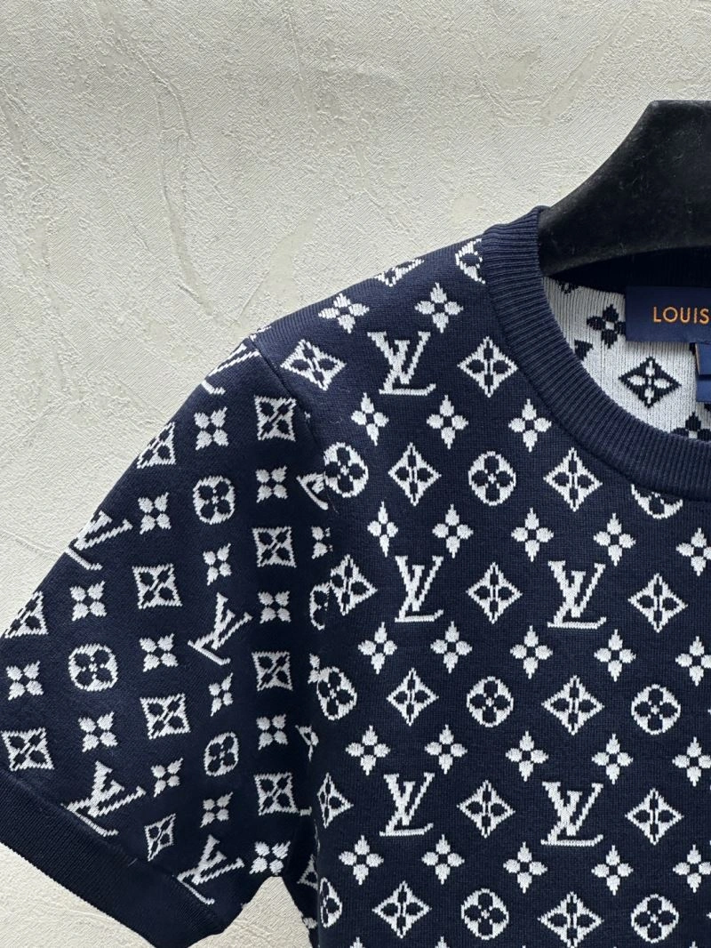Comfortable Louis Vuitton T-Shirts 138811