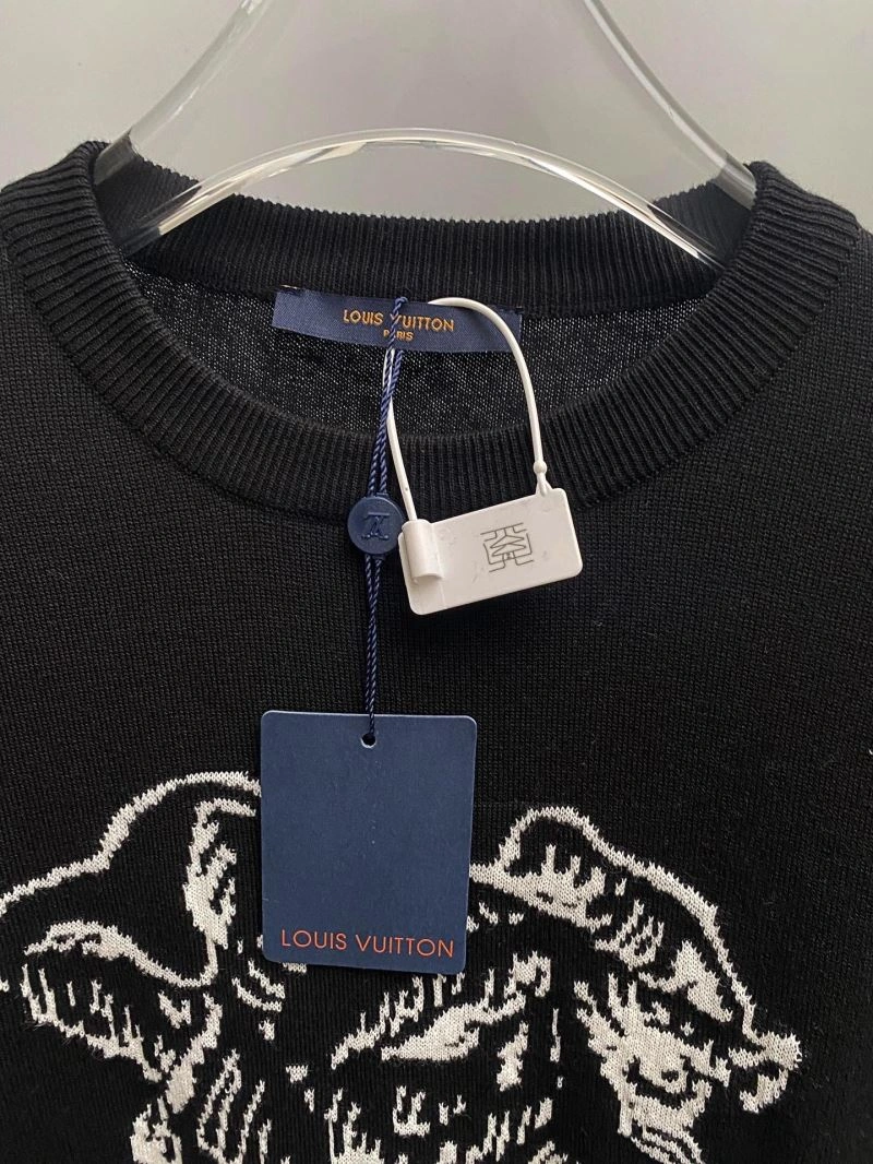 Sophisticated Louis Vuitton T-Shirts 138797