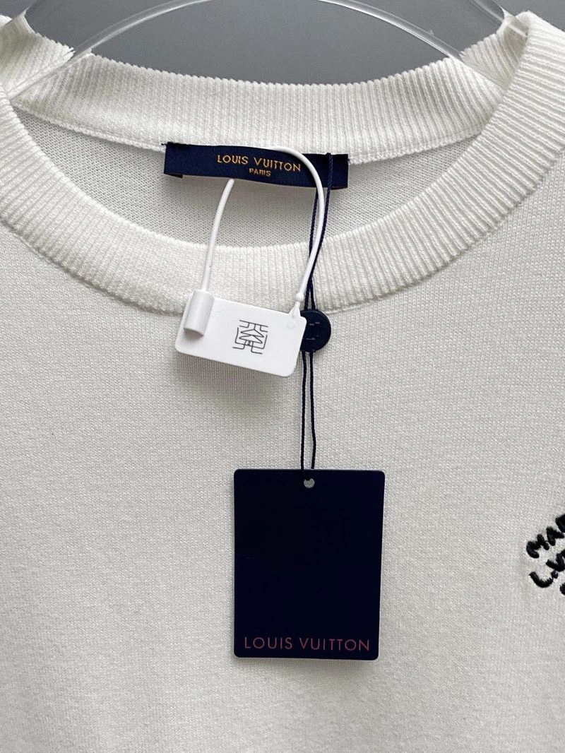 Louis Vuitton T-Shirts ModernLook 138803