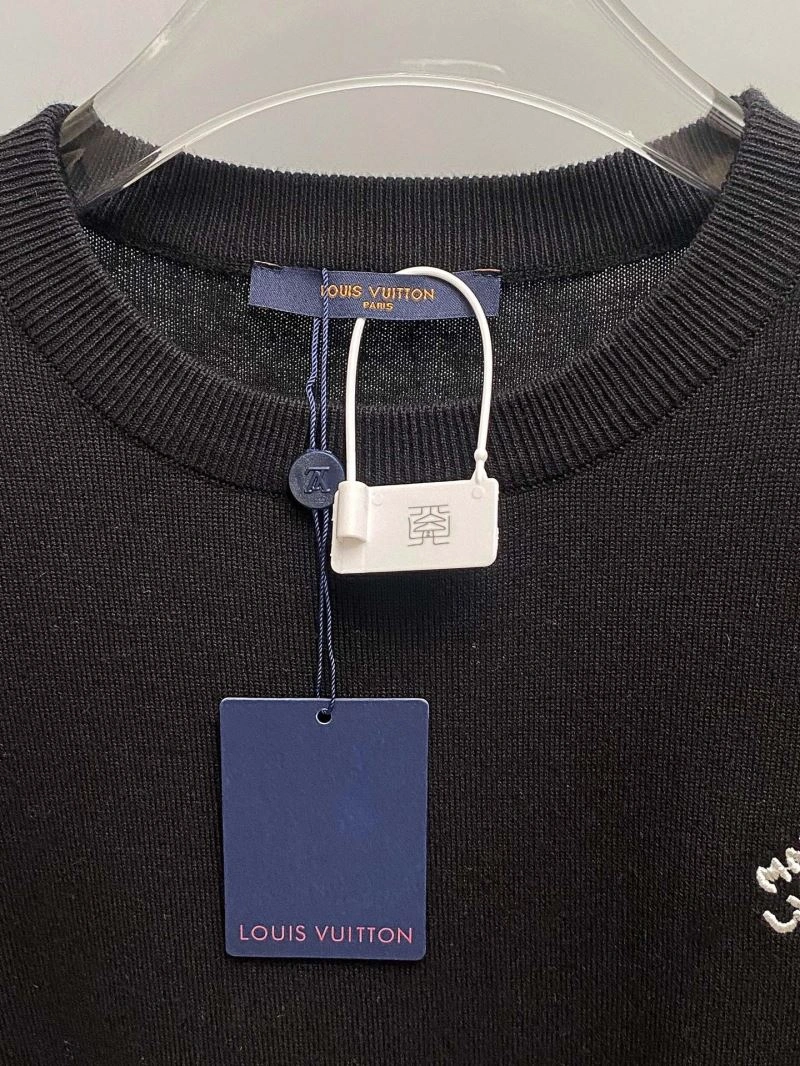 GoodFit Louis Vuitton T-Shirts 138802