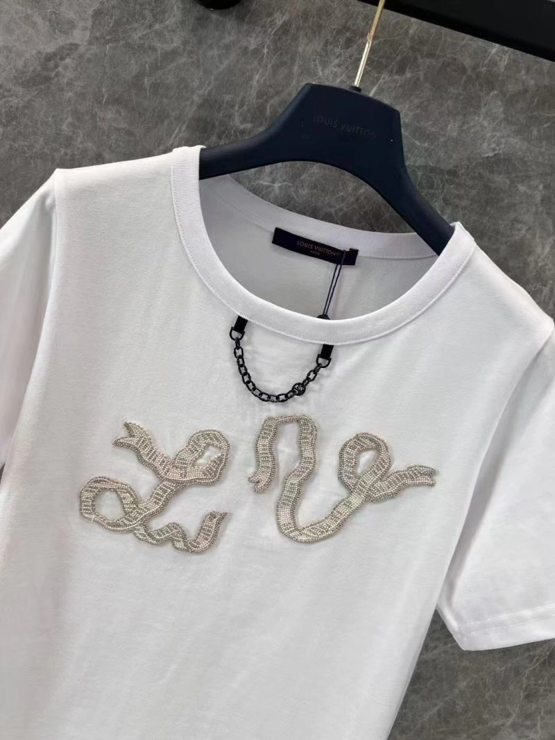 Lightweight Louis Vuitton T-Shirts 138796