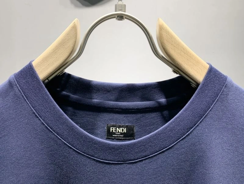 WellDesigned Louis Vuitton T-Shirts 138800