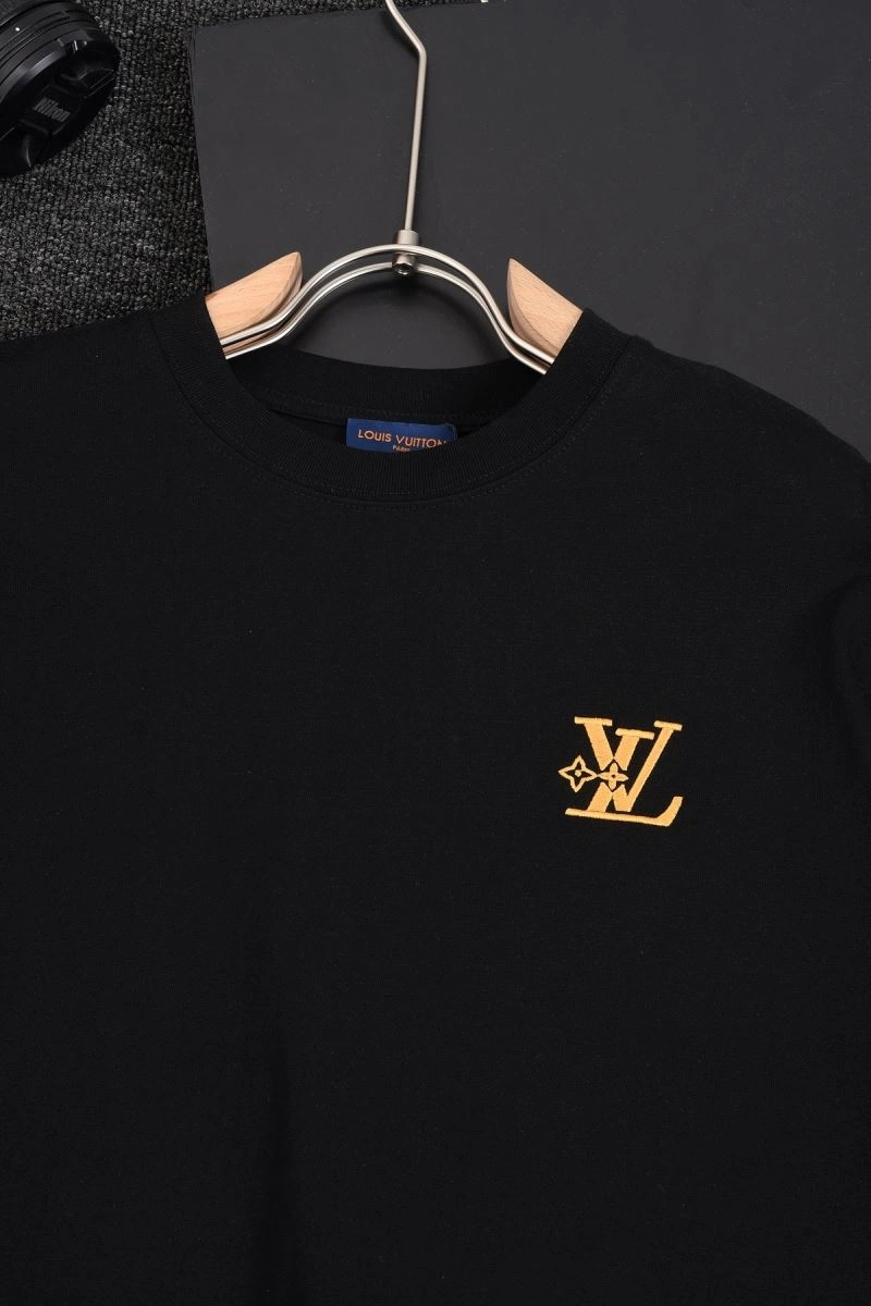 SmoothTexture Louis Vuitton T-Shirts 138790