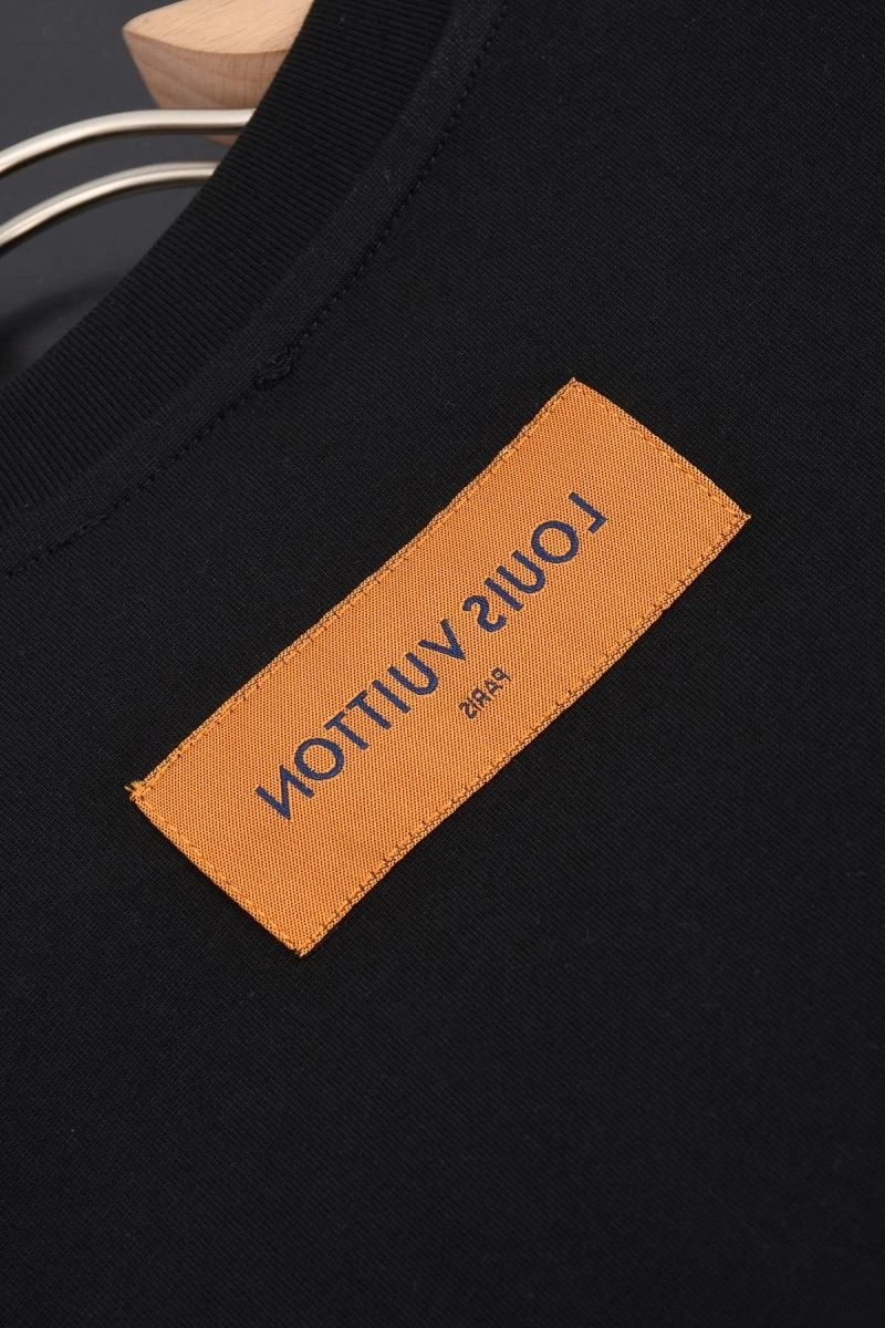 SmoothTexture Louis Vuitton T-Shirts 138790