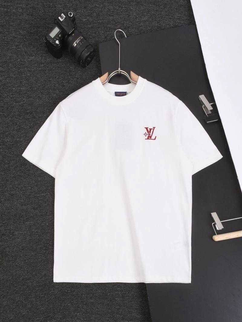 Louis Vuitton T-Shirts Casual 138783