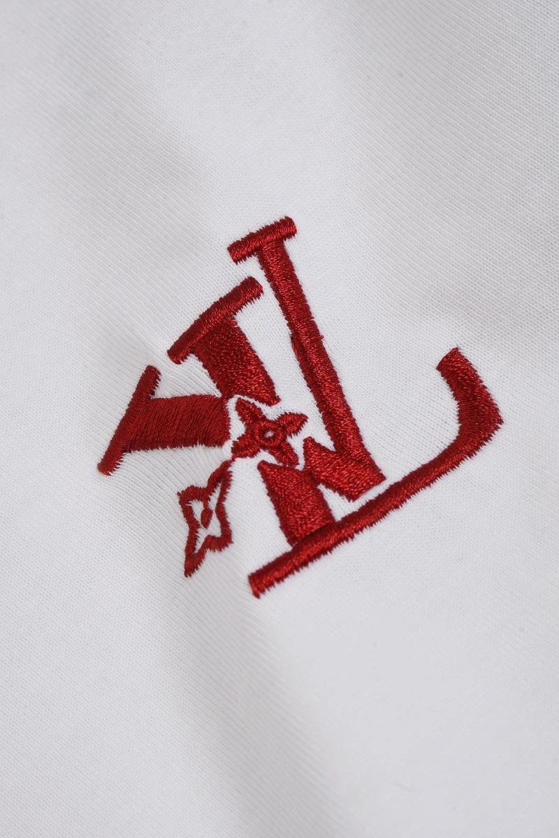 Louis Vuitton T-Shirts Casual 138783
