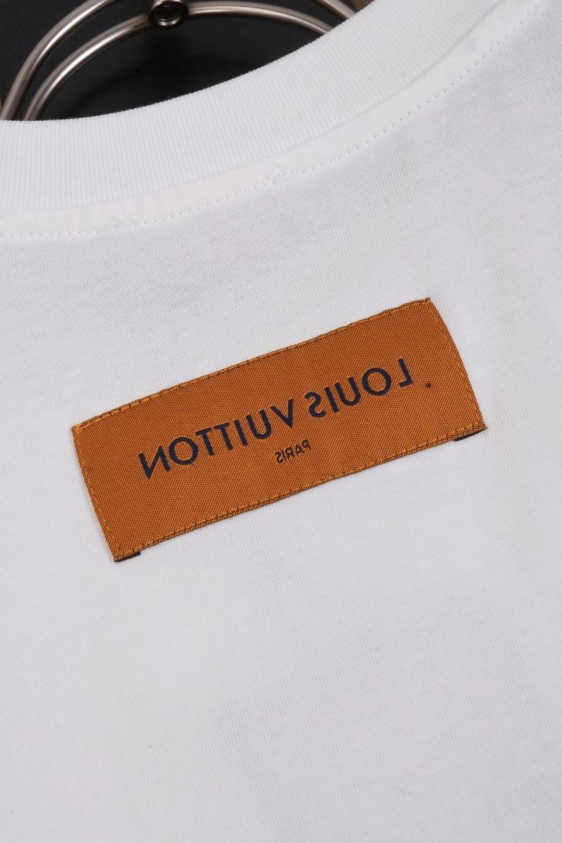 Louis Vuitton T-Shirts Casual 138783