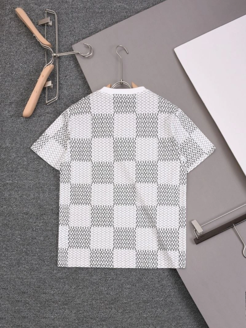Neat Louis Vuitton T-Shirts 138788