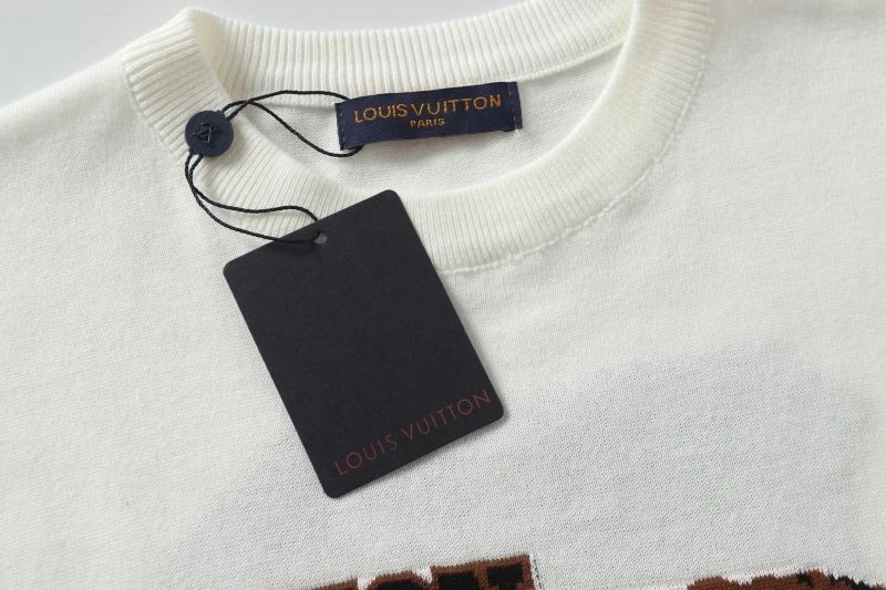 Louis Vuitton T-Shirts Trendy 139225