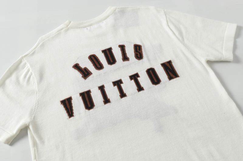 Louis Vuitton T-Shirts Trendy 139225