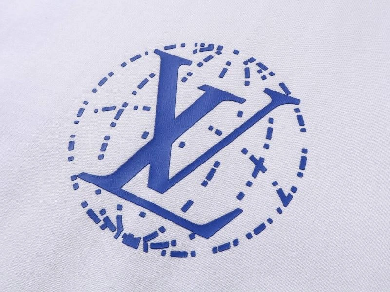 Sustainable Louis Vuitton T-Shirts 139218