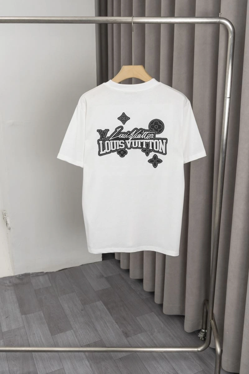 HighQuality Louis Vuitton T-Shirts 139217