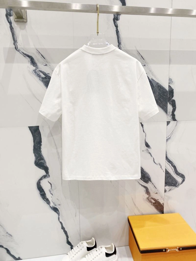 Louis Vuitton T-Shirts Durable 139213