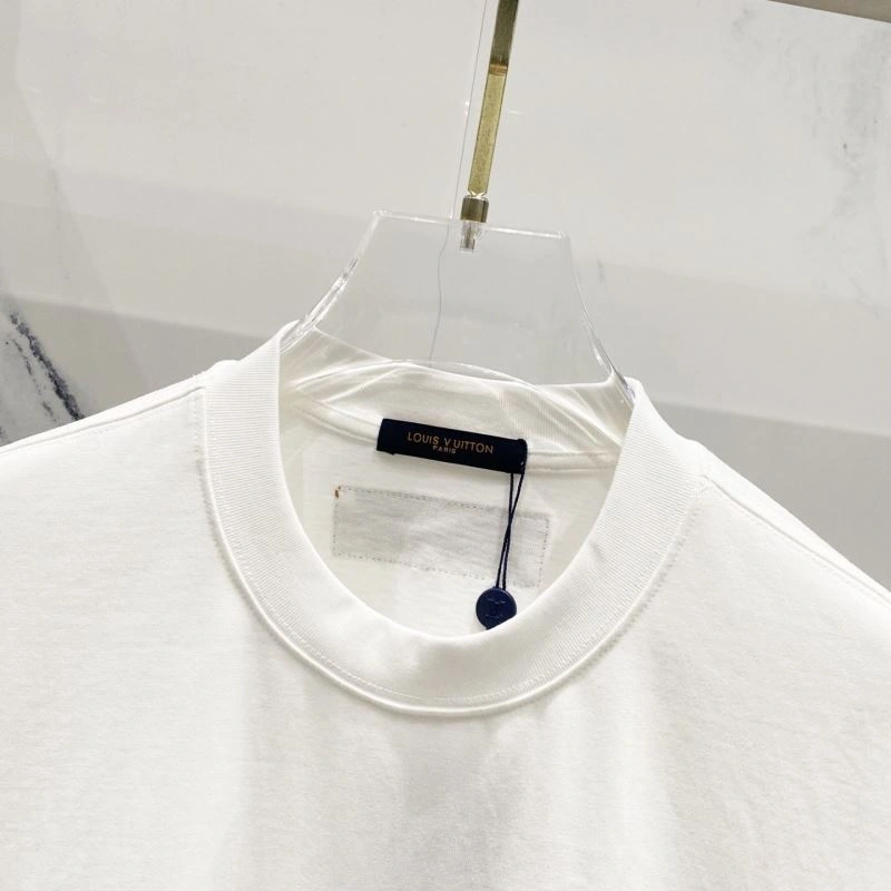 Louis Vuitton T-Shirts Trendsetting 132169
