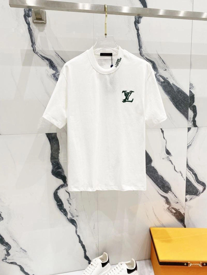Louis Vuitton T-Shirts Fashionable 132179