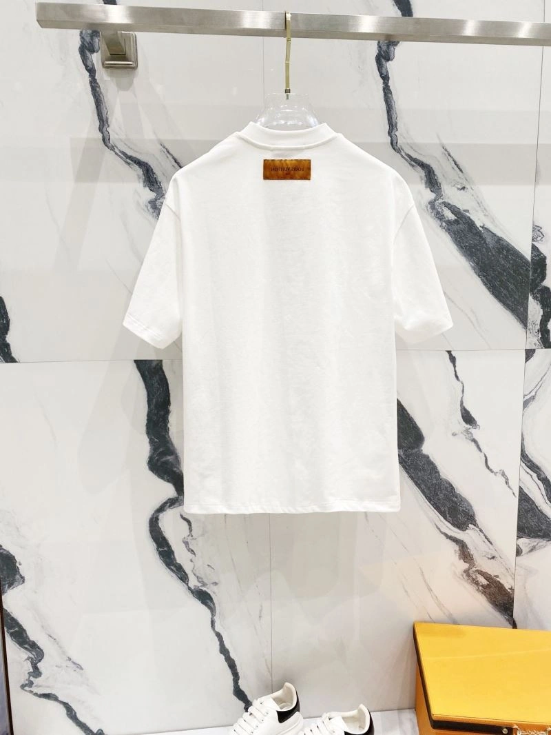 Louis Vuitton T-Shirts Fashionable 132179