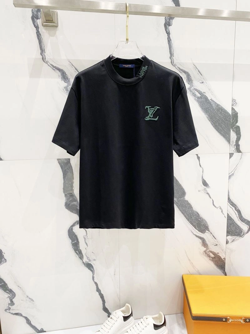 Louis Vuitton T-Shirts Fashionable 132179