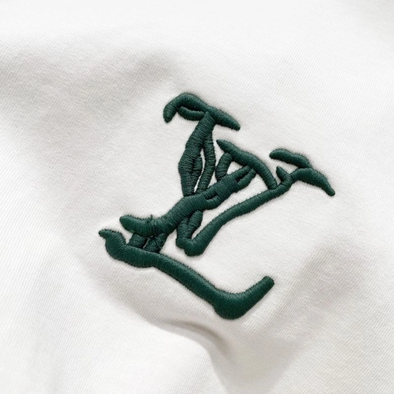 Louis Vuitton T-Shirts Fashionable 132179