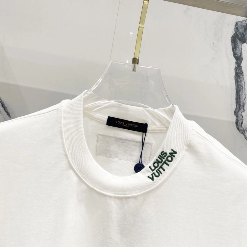 Louis Vuitton T-Shirts Fashionable 132179