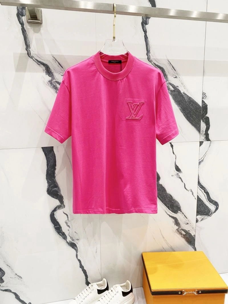 Neat Louis Vuitton T-Shirts 132177