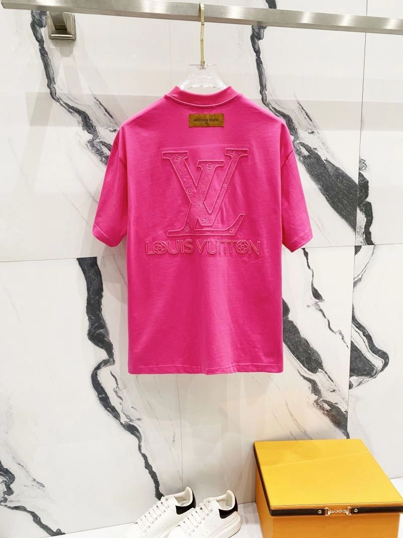 Neat Louis Vuitton T-Shirts 132177