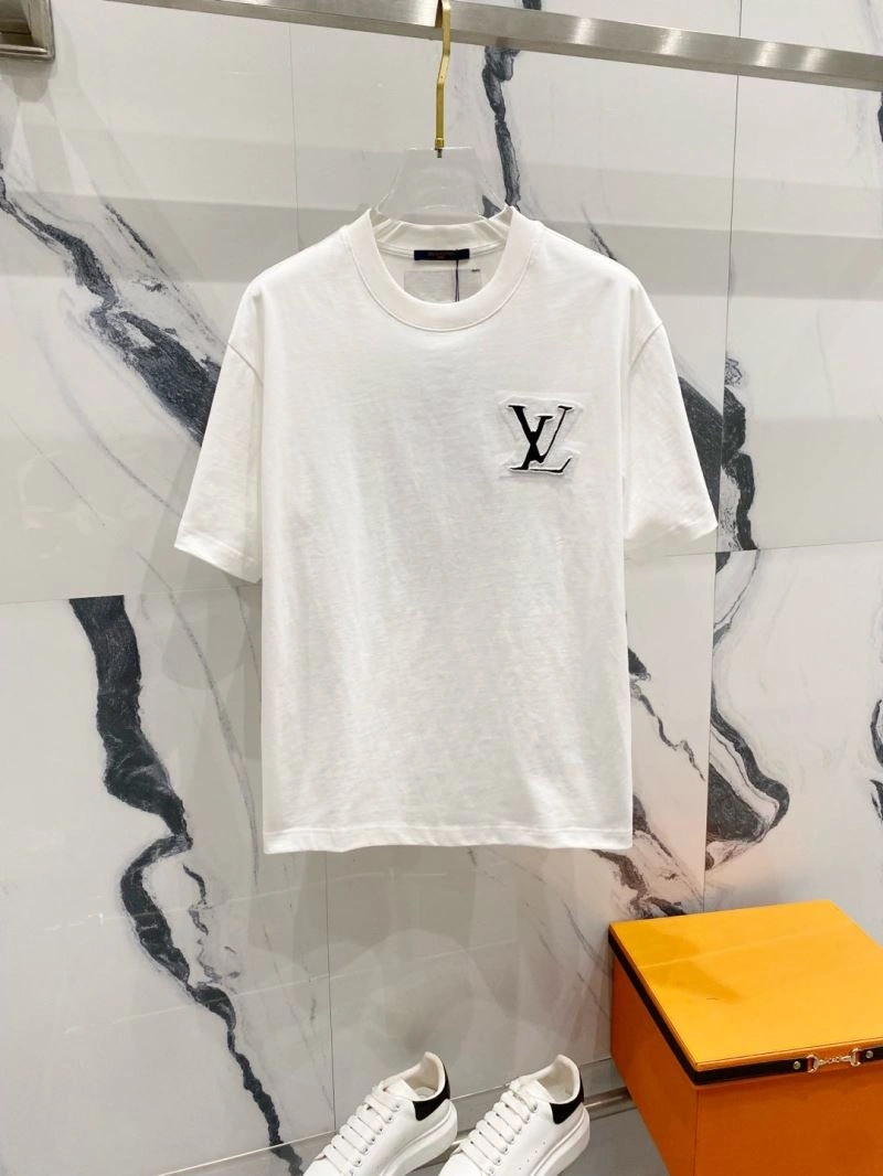 Louis Vuitton T-Shirts ComfortFit 132155