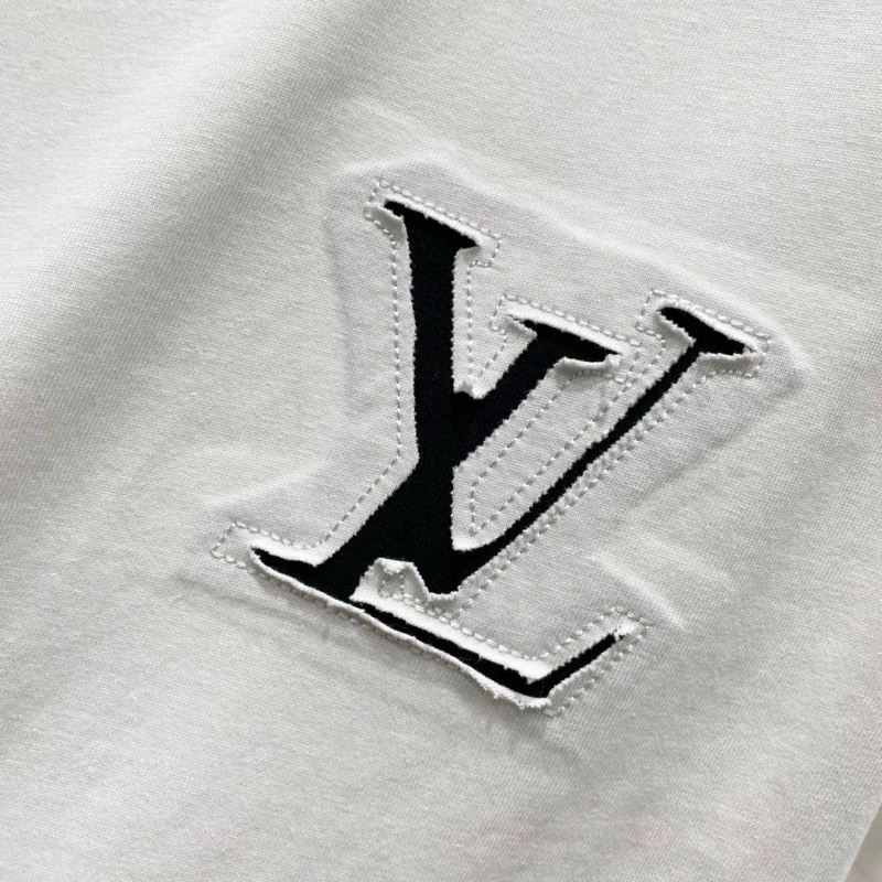 Louis Vuitton T-Shirts ComfortFit 132155