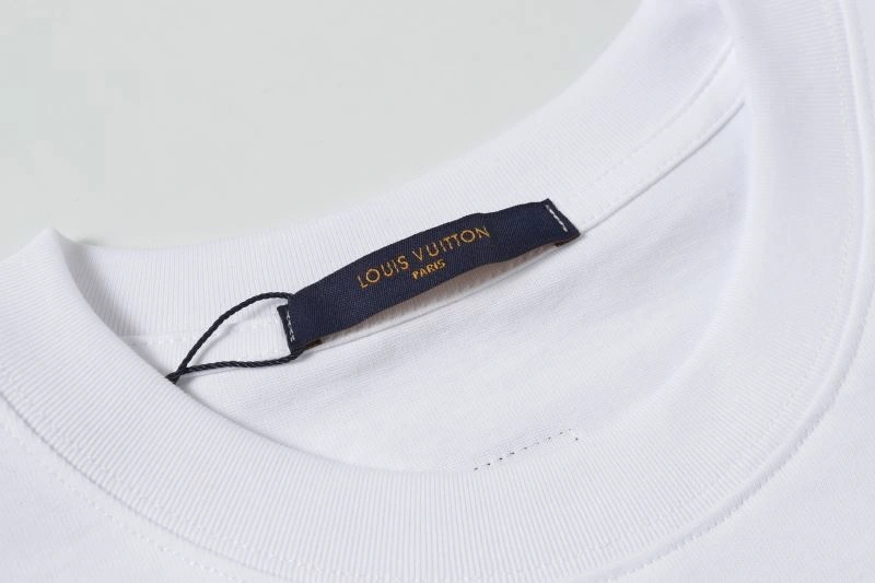 Trendy Louis Vuitton T-Shirts 132167