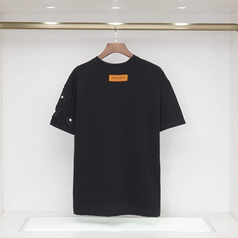 Lightweight Louis Vuitton T-Shirts 132183