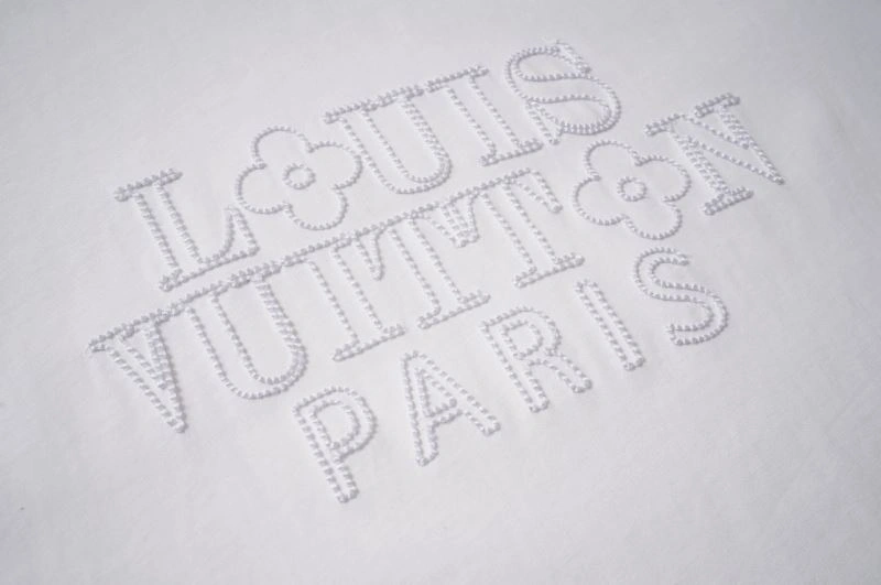 Louis Vuitton T-Shirts GoAnywhere 132156