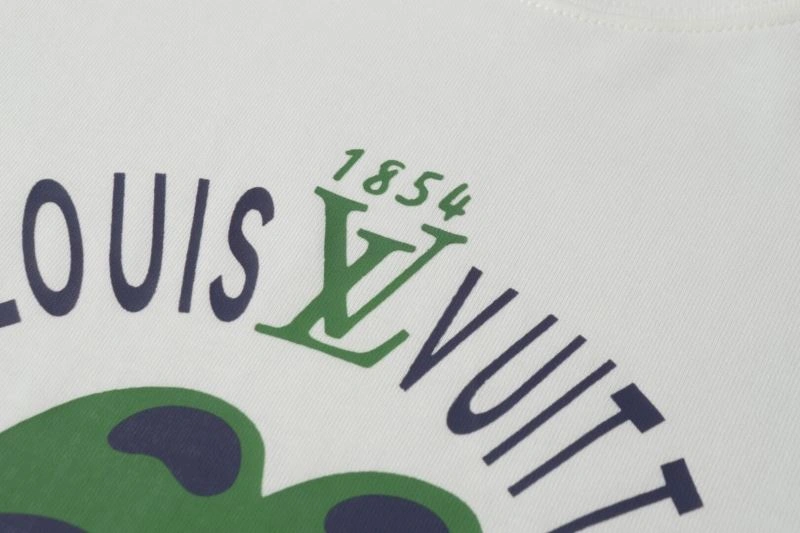 AllSeason Louis Vuitton T-Shirts 132178