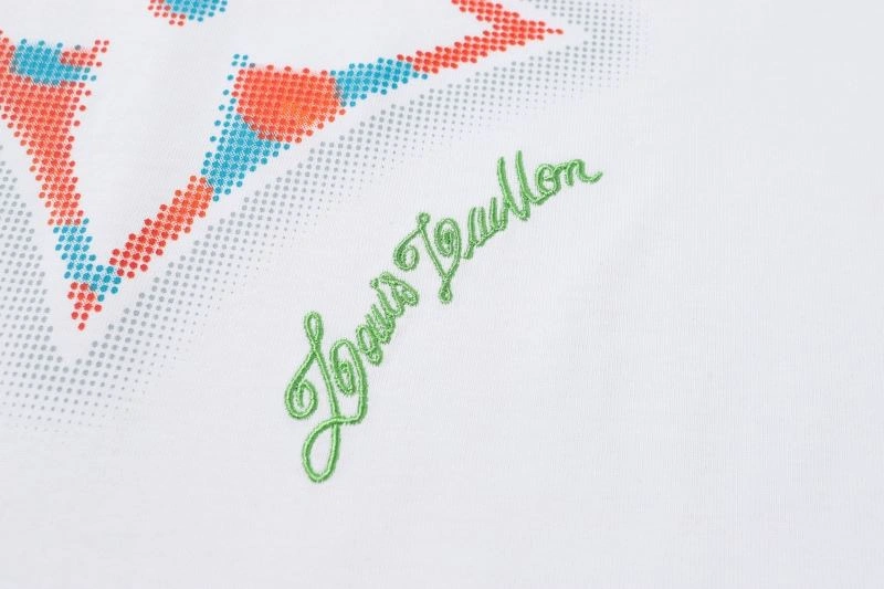 Louis Vuitton T-Shirts Sustainable 132171