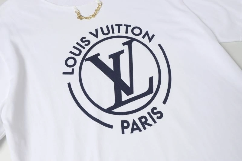Louis Vuitton T-Shirts Effortless 132149