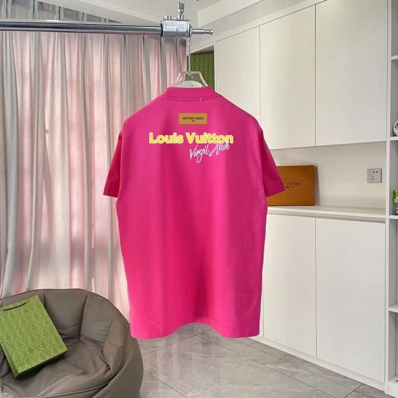Louis Vuitton T-Shirts Sophisticated 132140