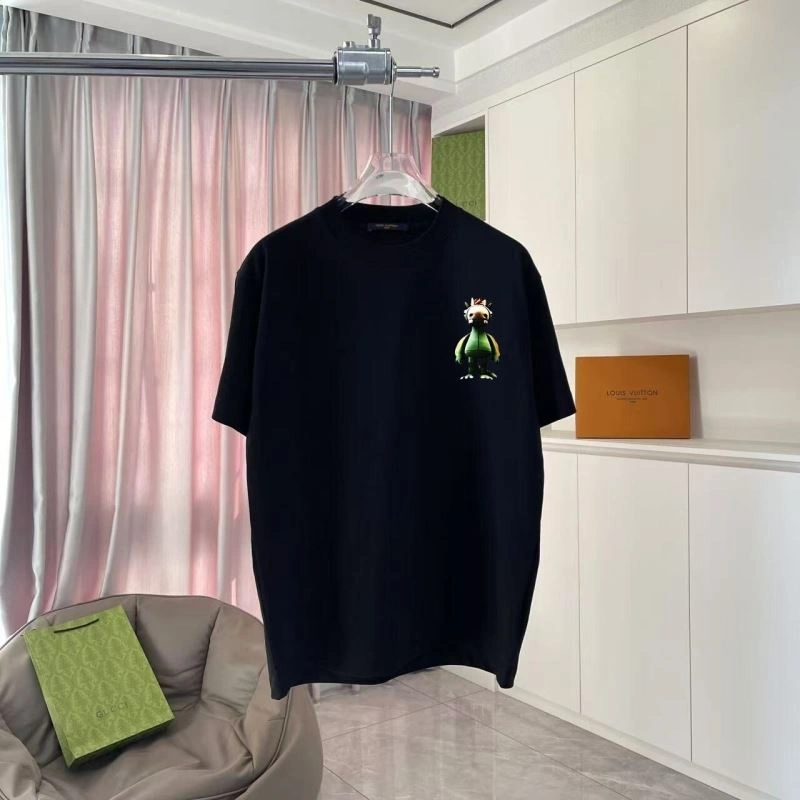 Louis Vuitton T-Shirts Sophisticated 132140