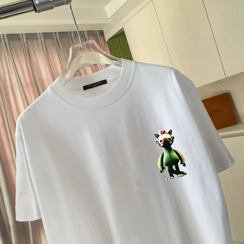 Louis Vuitton T-Shirts Sophisticated 132140
