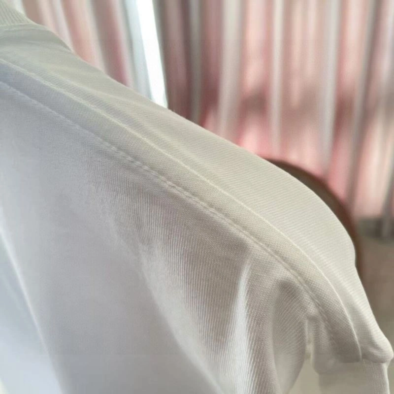 Tailored Louis Vuitton T-Shirts 132128