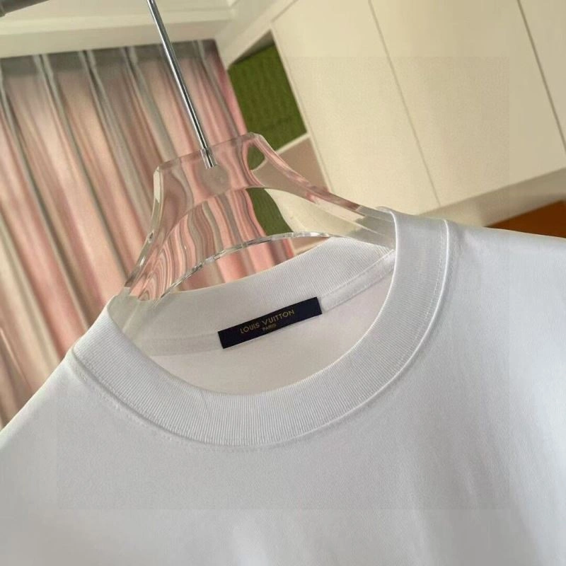 Louis Vuitton T-Shirts HighQuality 132136