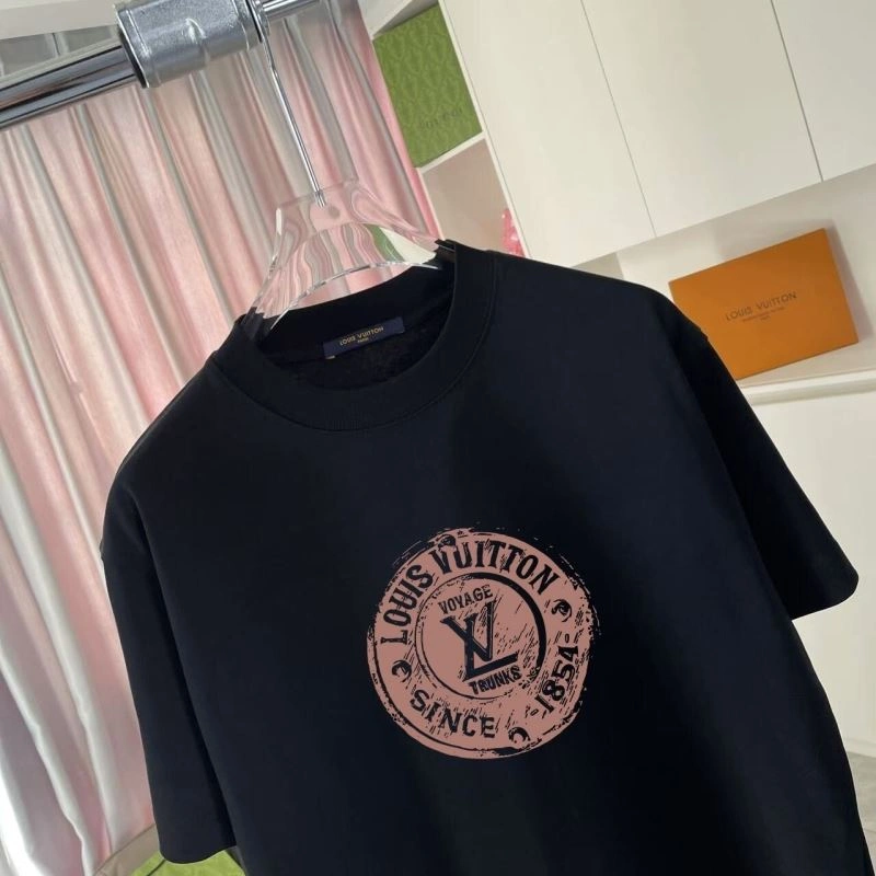 Louis Vuitton T-Shirts HighQuality 132136