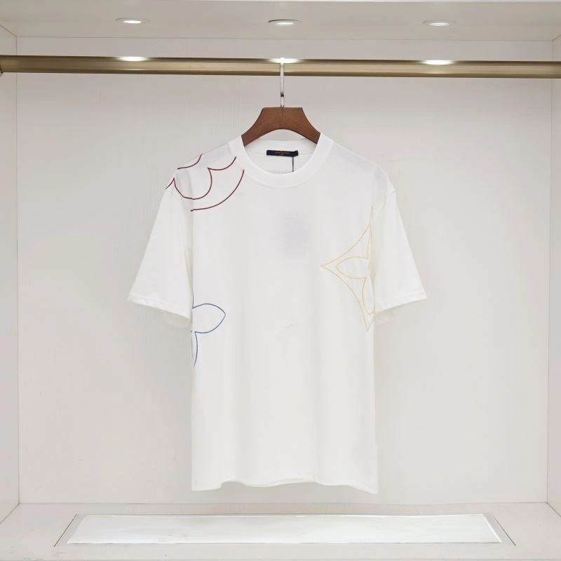EyeCatching Louis Vuitton T-Shirts 132114