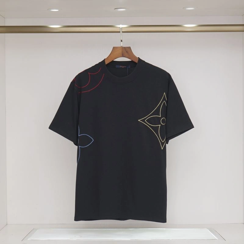 EyeCatching Louis Vuitton T-Shirts 132114