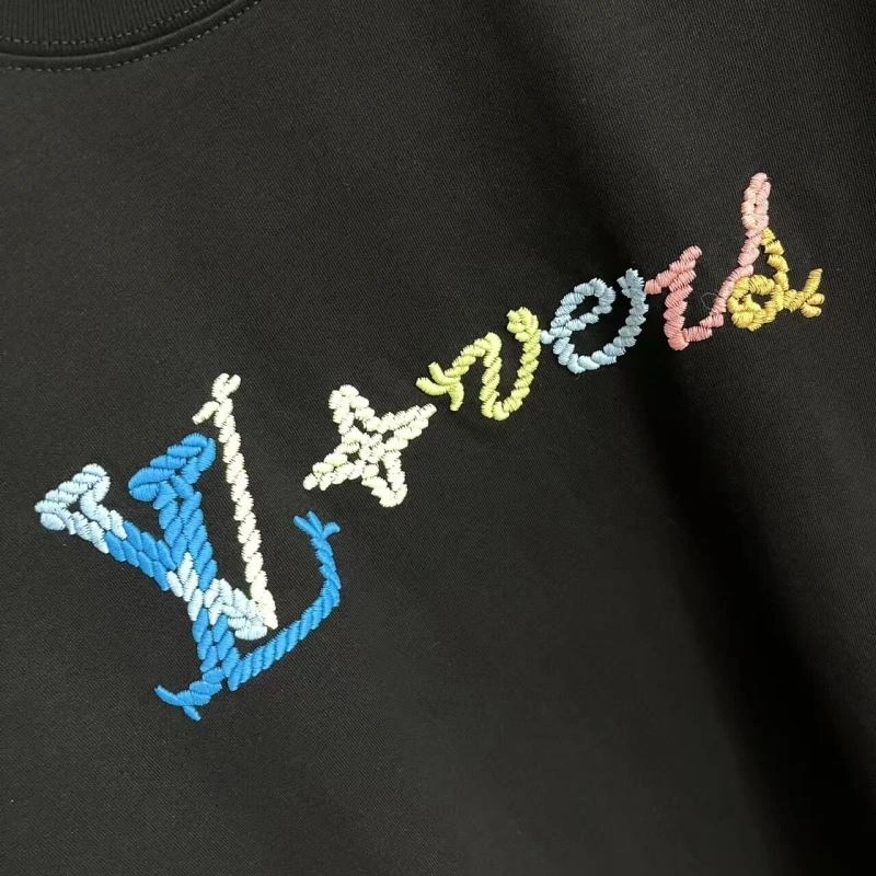 Louis Vuitton T-Shirts Trendsetting 132150